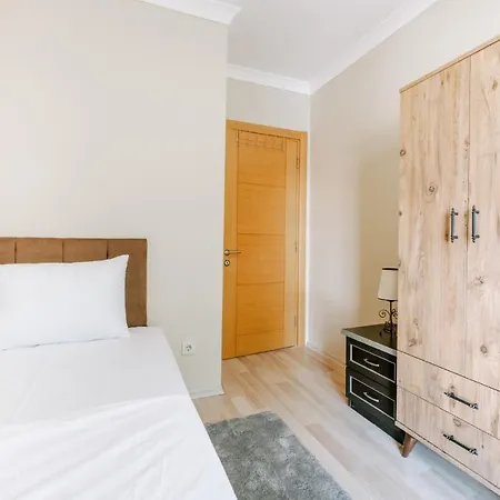 Апартаменты Modern Flat By Bagdat Avenue And Bostanci Coast Стамбул